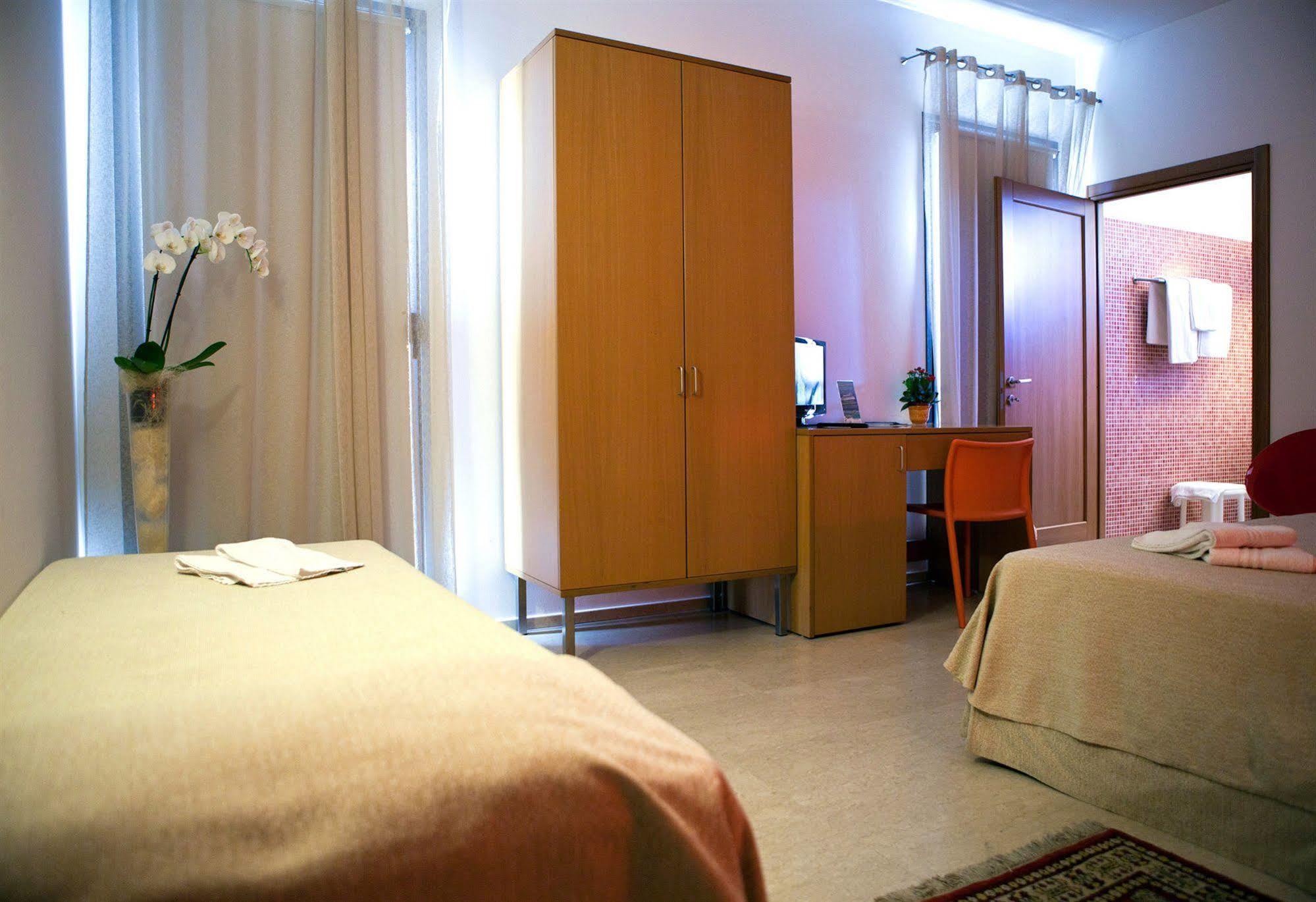 Le Saline Hotel Paceco Buitenkant foto