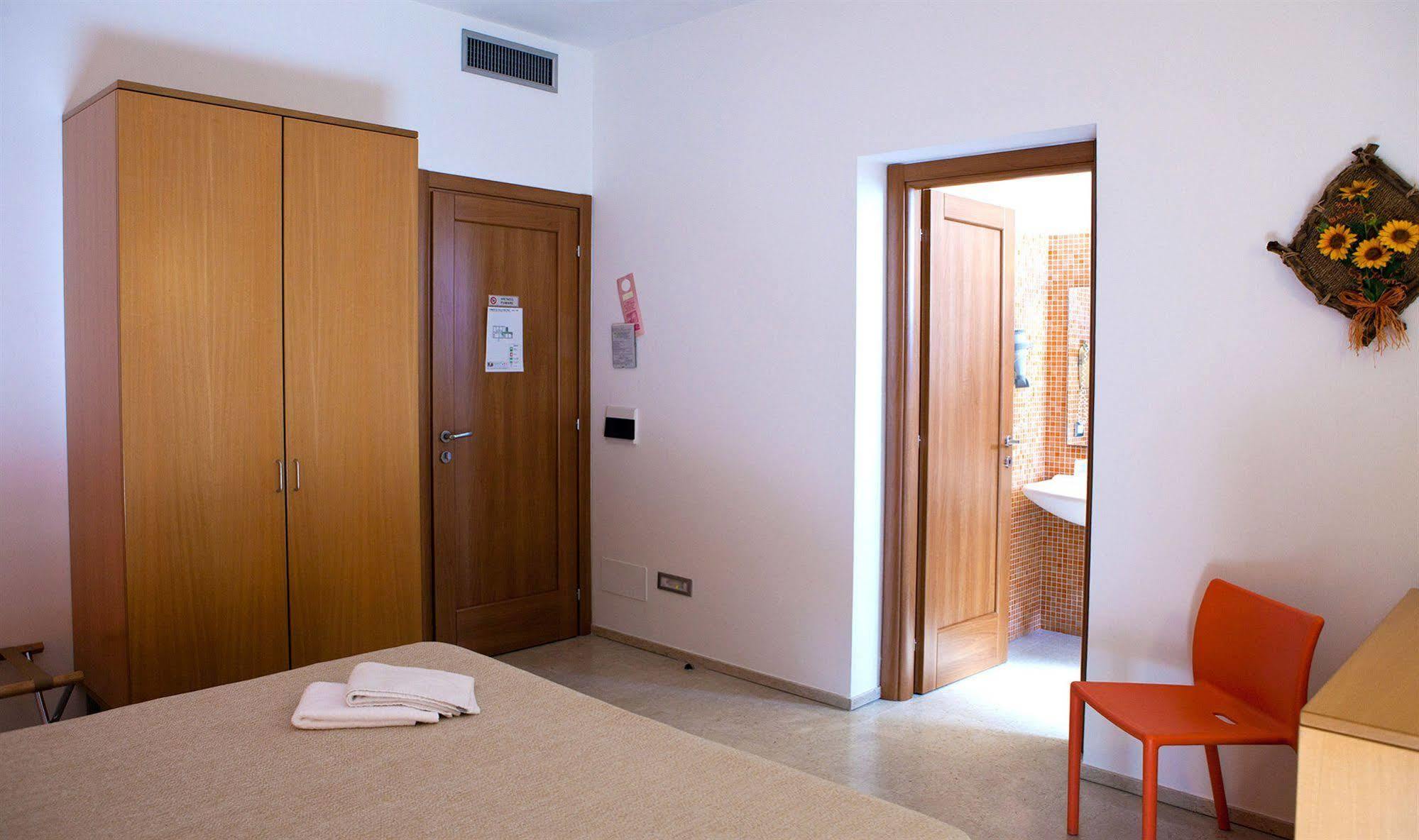 Le Saline Hotel Paceco Buitenkant foto
